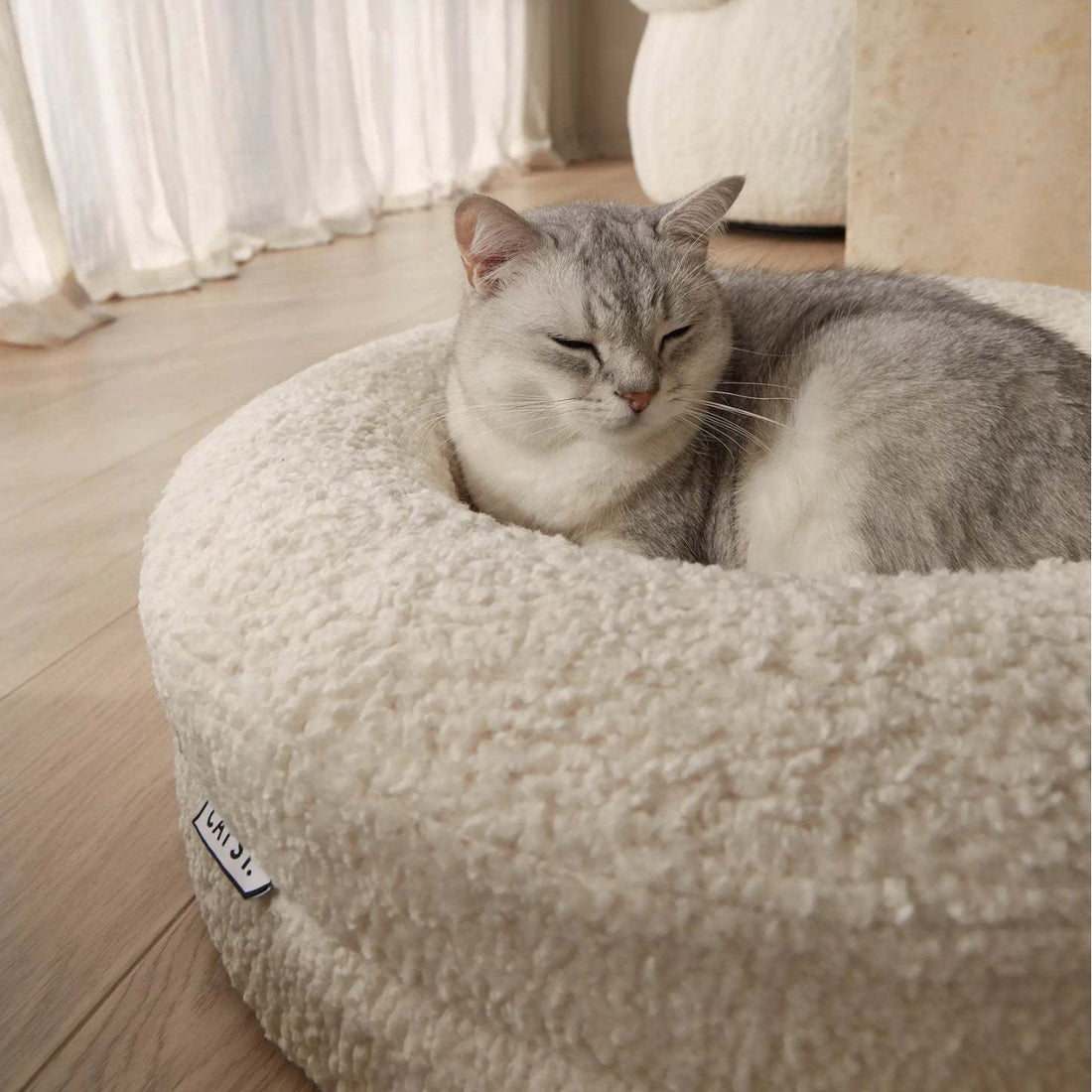 Solid Color Round Pet Nest Comfortable Bed
